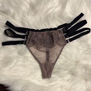 Victoria’s Secret very sexy triple strap Black nude mesh Lace Strappy Thong L
